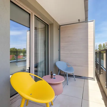 Nowoczesny Z Balkonem I Parkingiem Blisko Plazy By Renters * Łeba